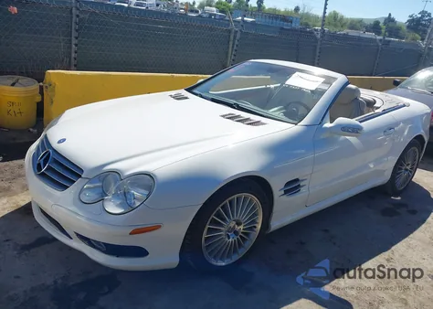 2003 Mercedes-Benz Sl 500 z USA, uszkodzony, nr VIN WDBSK75F63F054816